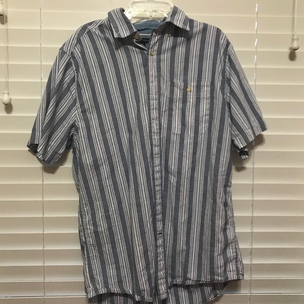 Tommy Hilfiger button up